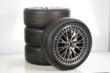 Alloy rims and tires set MICHELIN/PilotSportEV AMG multi-spoke wheel 